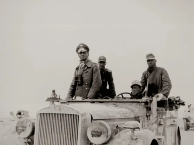 Rommel in Staff Car 1 1