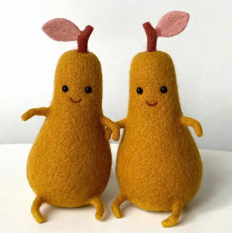 Needle Felted Sculptures by Manooni