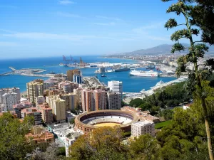 Málaga vistas desde el Parador de Gibralfaro 01